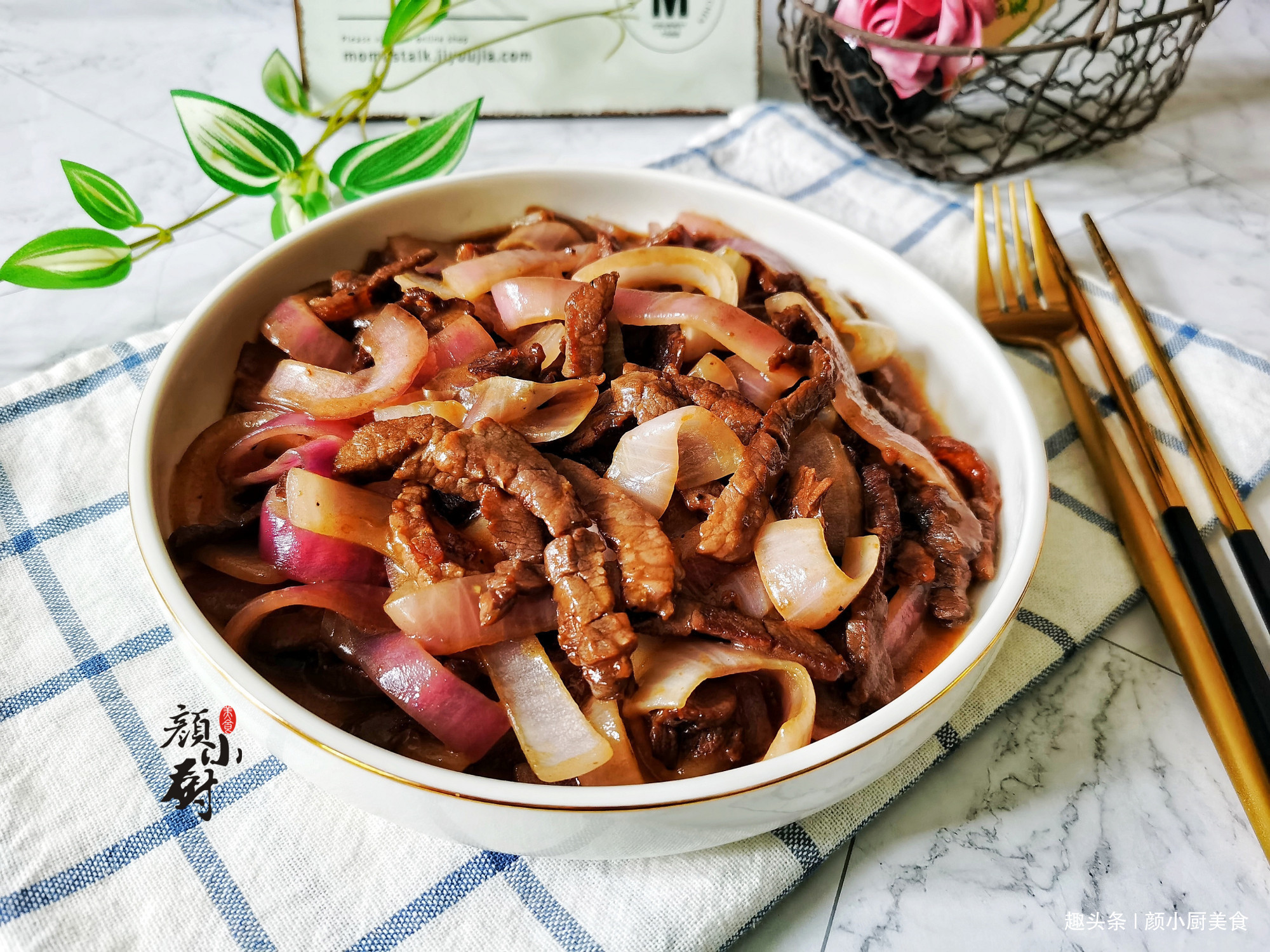 炒牛肉时,万万不可直接下锅就炒,多加这一步,牛肉鲜嫩更好吃