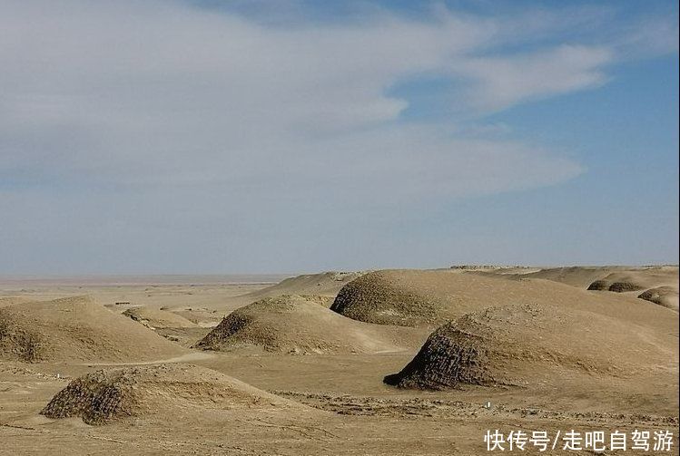 人烟|一人一车自驾西北行，打卡网红景点，途中戈壁没有人烟