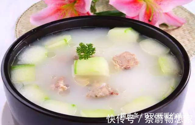 暖暖的味道|冬瓜别再红烧了，2个家常吃法才过瘾，一上桌就被抢完