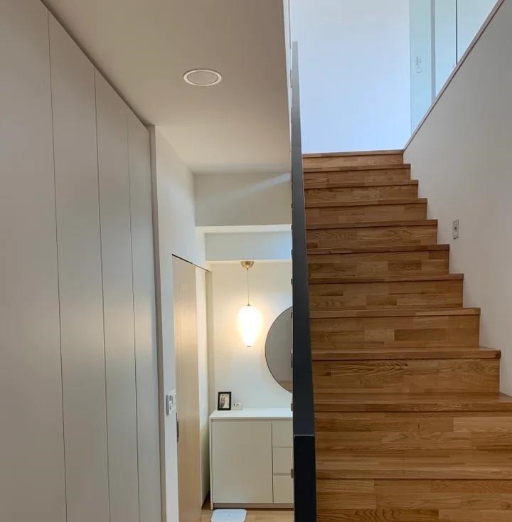 洋房|建筑师执着于10年老洋房,110㎡三层没有客厅,星空露台!爽快极了