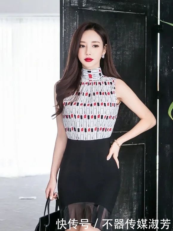 美图欣赏:孙允珠,时尚桃色唇彩卡通印花吊领衫