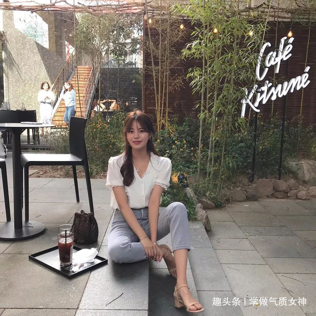 一字带凉鞋 凉鞋,这样穿才时髦 !