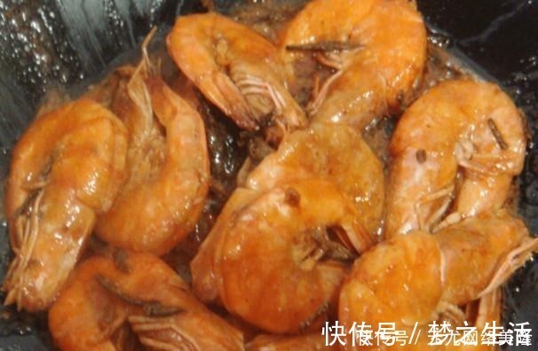 大虾以后别再水煮了,高级餐厅大厨教你新办法,几天不吃就馋
