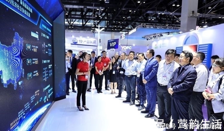 铁塔|中国5G行业“隐形冠军”:一年进账超过800亿,占据市场97%份额
