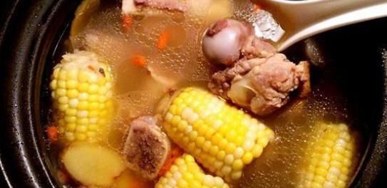 延緩衰老|多吃玉米益處多,但是3類人最好少吃,就怕你身在其中卻不知!