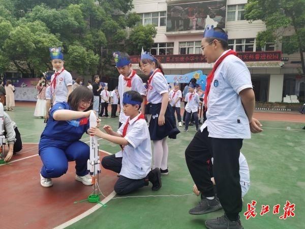 小学 少年航天科普特训营走进小学校园