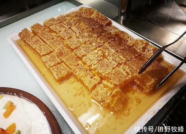 啥是巢蜜 蜂巢蜜是什么样子的 吃啥样的巢蜜你知道吗 快资讯 啥是巢蜜 蜂巢蜜是什么样子的 吃啥样的巢蜜你知道吗 快资讯