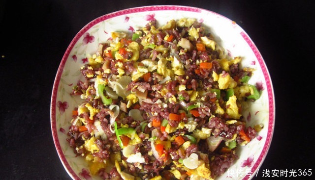 自从有了位非洲来的嫂子,我们家的伙食就变成了这样