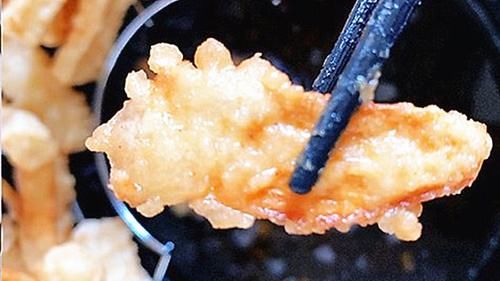 凉拌杏鲍菇|杏鲍菇自从学会这样做,家人每周都要吃,外酥里嫩,给肉都不换