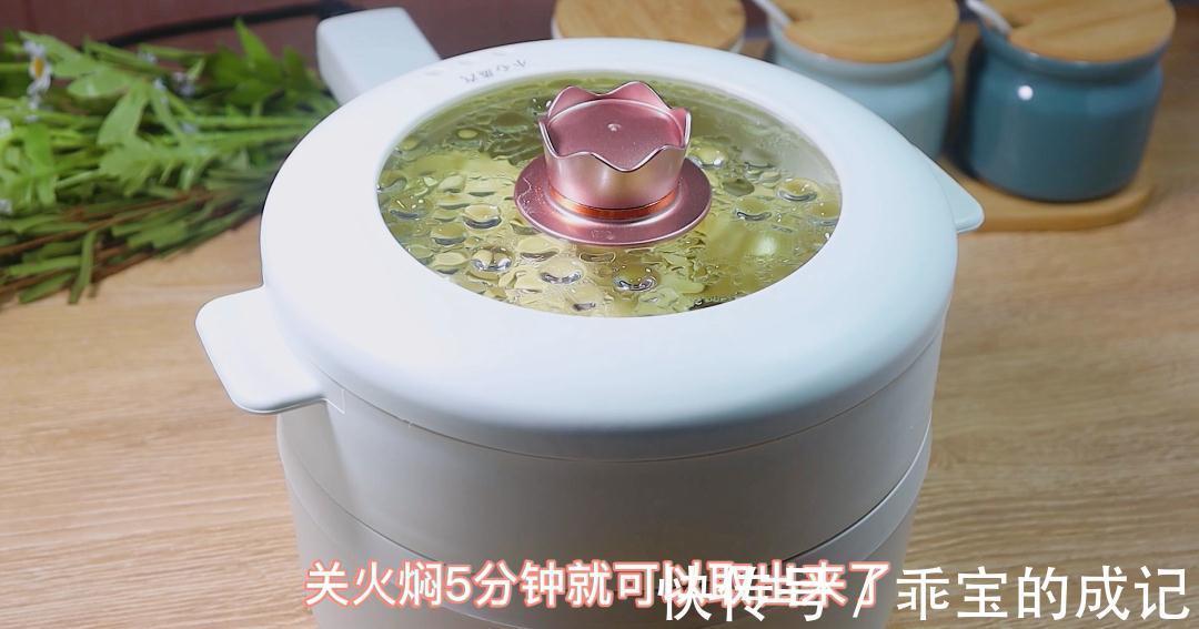 宝宝多吃山药好处多，不加一滴水，补钙又健脾，娃连吃3个还想吃