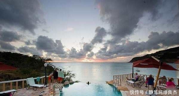 国界线|网红海滩机场,两个国家共同统治,国界线的划定,却是一场儿戏