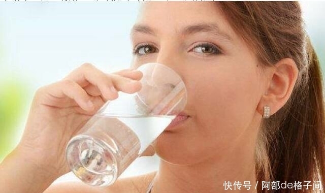 喝水|長壽的人，喝水一般有這5個習慣，尤其第一個，很多人都不記得