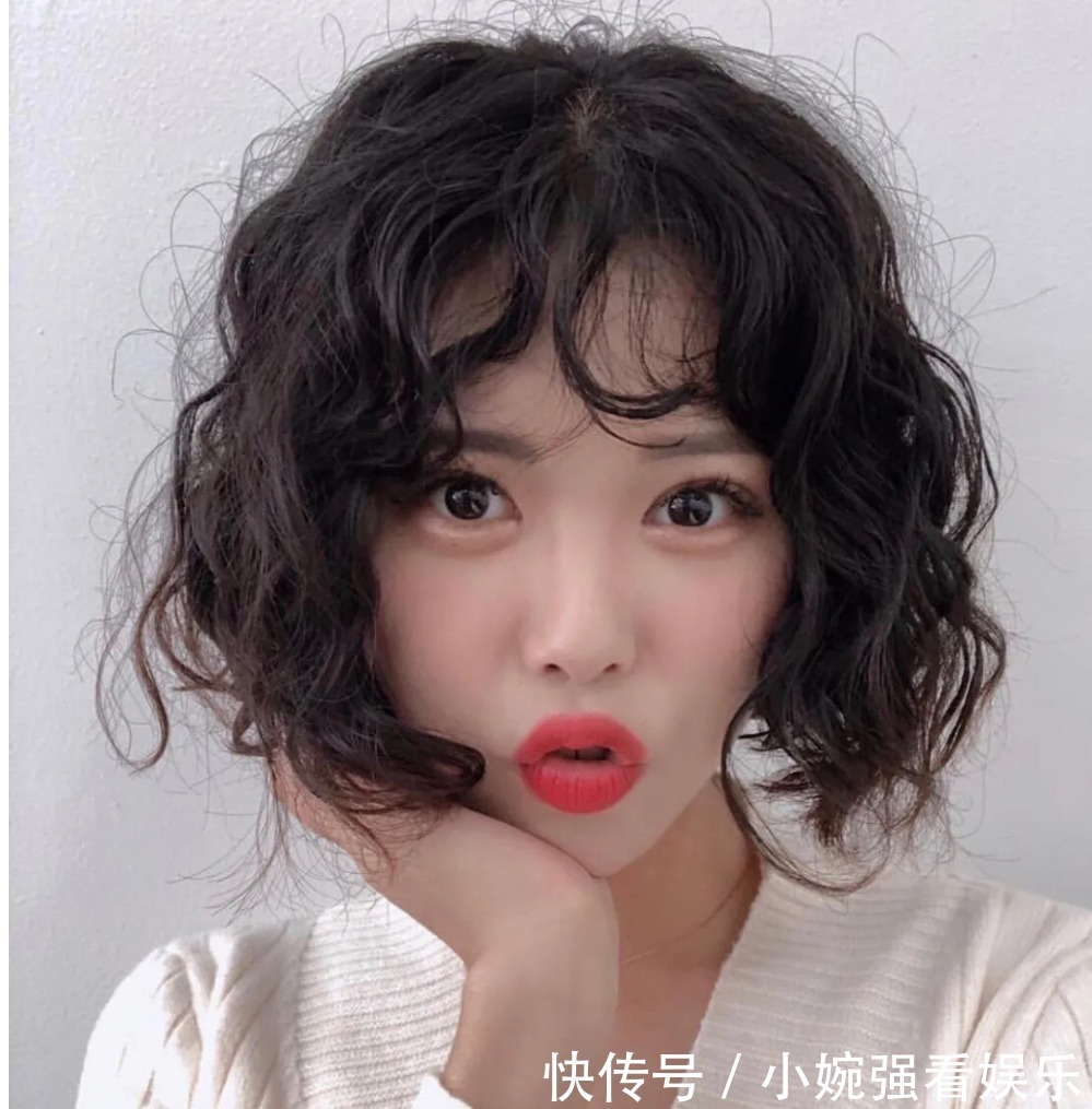 后脑勺 换个形象换种心情，新人气发型4种送给你，你看美不美