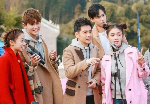 继《跑男》后，浙江卫视又一新综艺未播先火，嘉宾阵容很强大！