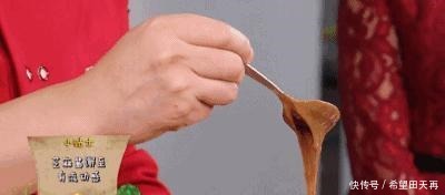 太香了!用它和面,饼皮又薄又脆,外酥里嫩,还不容易露馅儿