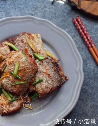  教您一款好吃的带鱼，十五分钟出锅，香酥可口不粘锅，一点不腥