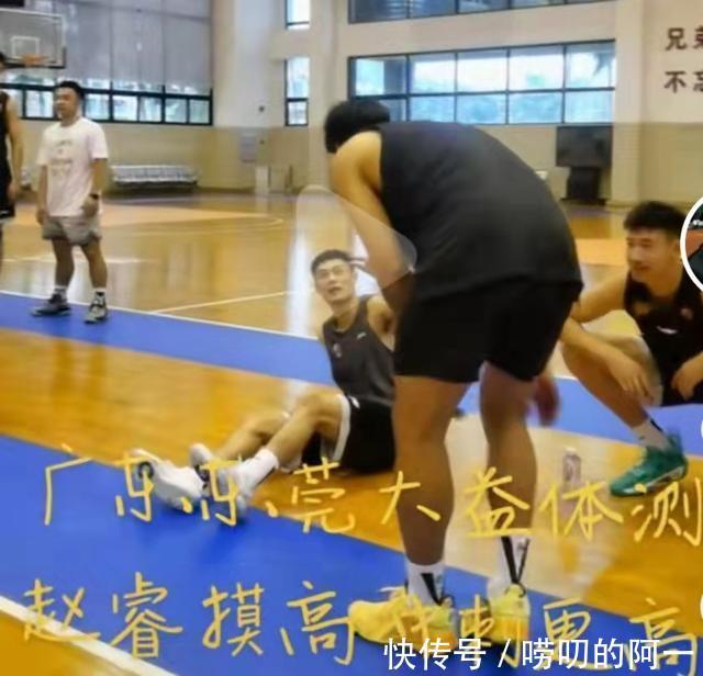 汤杰|广东队如果签下汤杰,哪位球员最有可能会被他所取代?