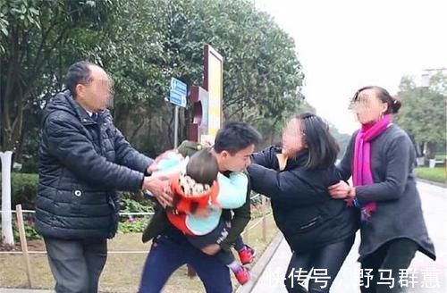 家长|为什么日本孩子不用家长接送？看看他们对人贩的处理方式就明白了