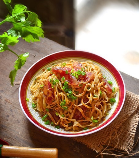 午饭一个人不知道吃什么，看过来，几种懒人做法，三四分钟一碗饭