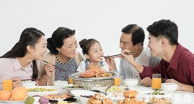 味美|最近囤了几款月饼，好吃味美还不贵，看着都流口水，没吃过要尝尝！