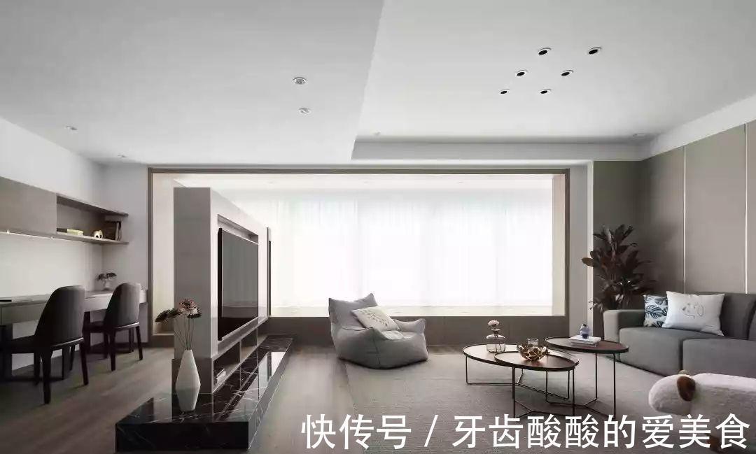 简约|150㎡现代简约,客厅太宽敞,装个矮墙电视墙,隔出一个办公房