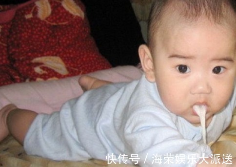 小育|新生儿吃母乳很乖,婆婆看出不对劲,及时救了宝宝一命