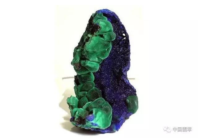  装饰材料|孔雀石：制造工业赋予艺术之美