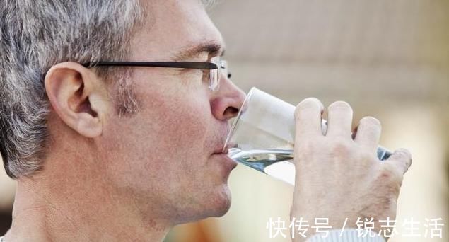 血糖控制|糖尿病人出现4个“异常”,别担心,说明血糖开始平稳