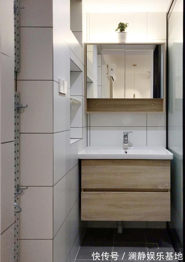 人性化|卫生间装修这样设计,家里人口多也不怕,实用又人性化,真顺心