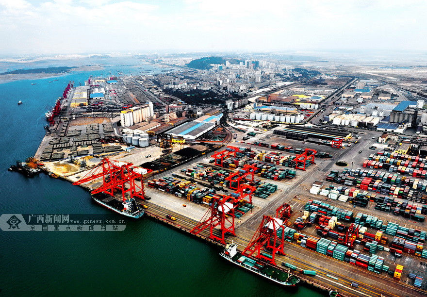沿着高速看中国 | 广西力构现代化港口集