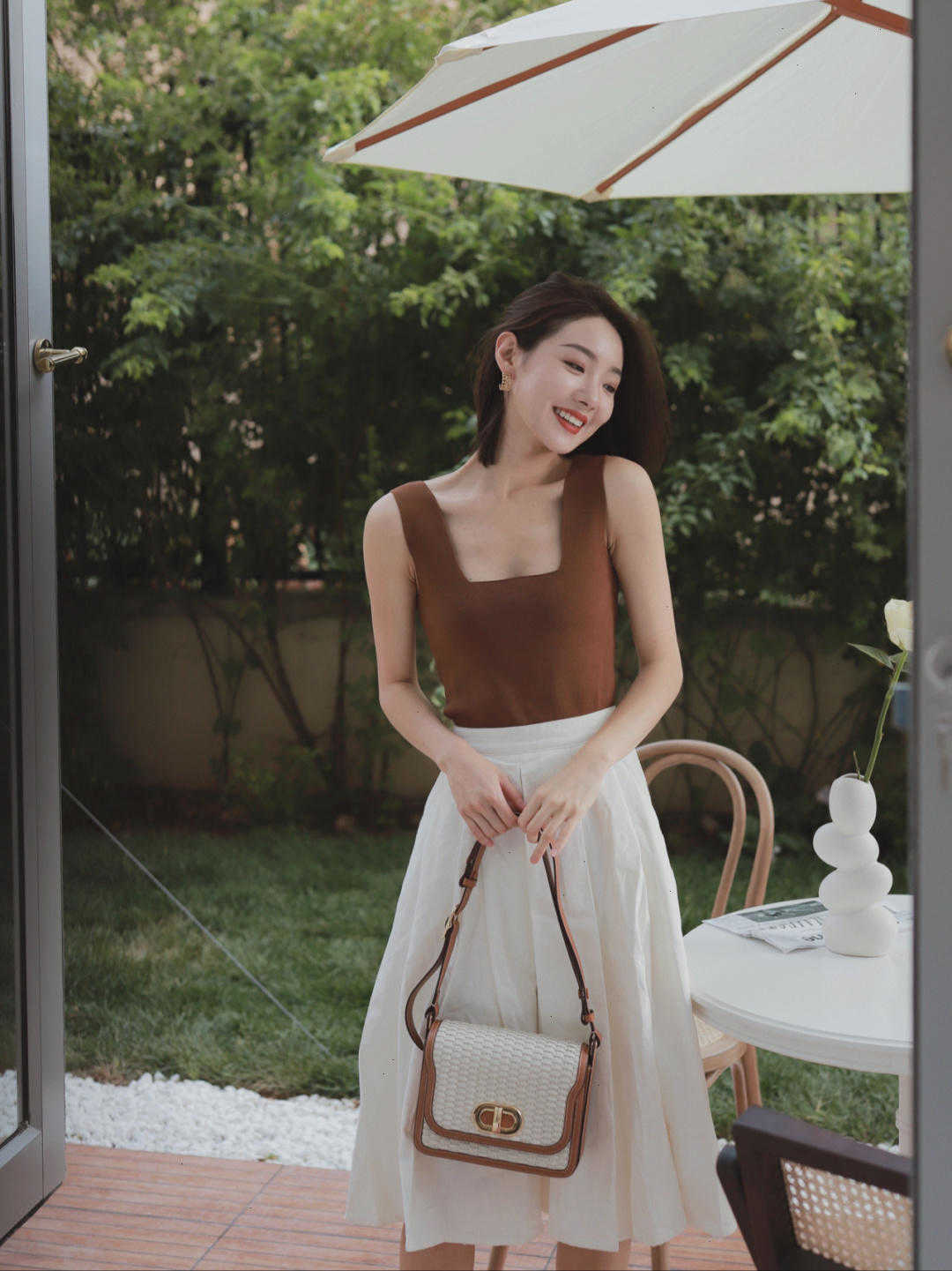 小姑娘|夏季想要变成气质女神,这几套衣服搭配方法,清新减龄又洋气