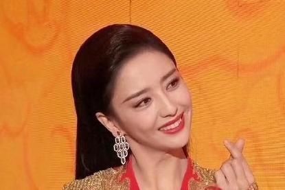 佟丽娅|春晚导演杨东升表示，收视率再高也不用佟丽娅了，原因让人无奈