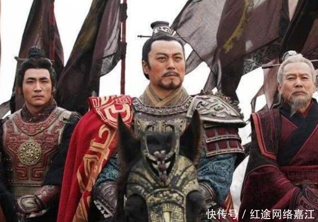 难怪|难怪韩信愿意帮助刘邦,看看刘邦对韩信的态度