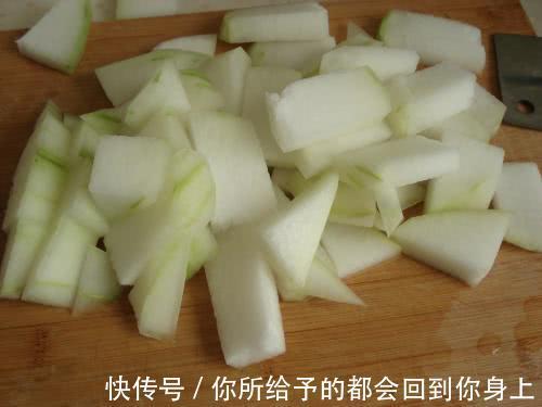 鸭血|不论男女,早上空腹吃碗他,相当于跑步1小时,赘肉逐渐消失!