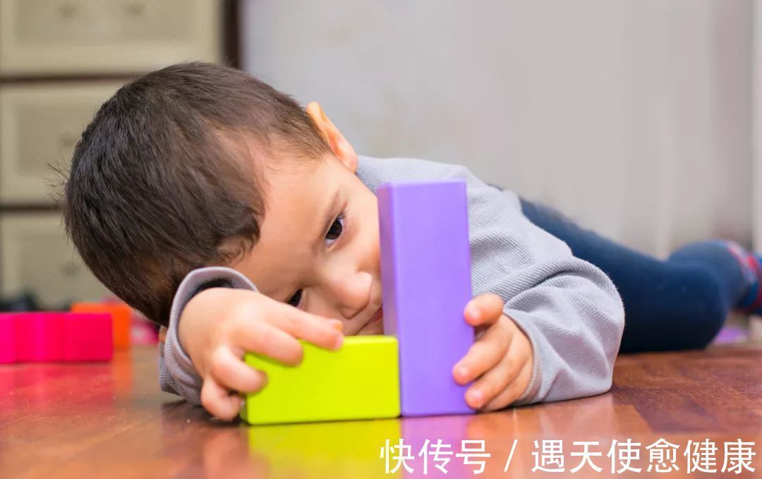 家长|自闭症孩子的一天中,家长如何安排好家庭干预,请看这篇文章!