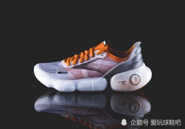 尖端|BLUELINE 实验室 打造尖端跑鞋科技,氮气注入更轻更Q弹!