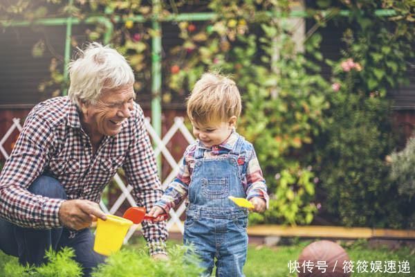 长大后不孝顺的孩子,从小有三个征兆,多半与父母的教育方式有关