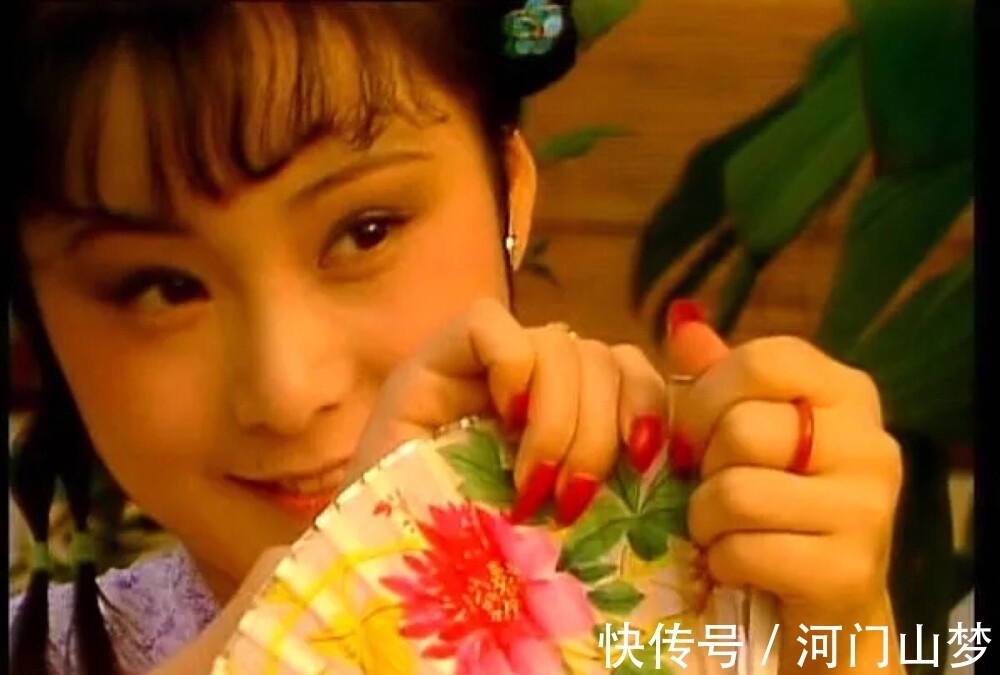 怡红院|小红和晴雯告诉我们:选择不同,结局也不同