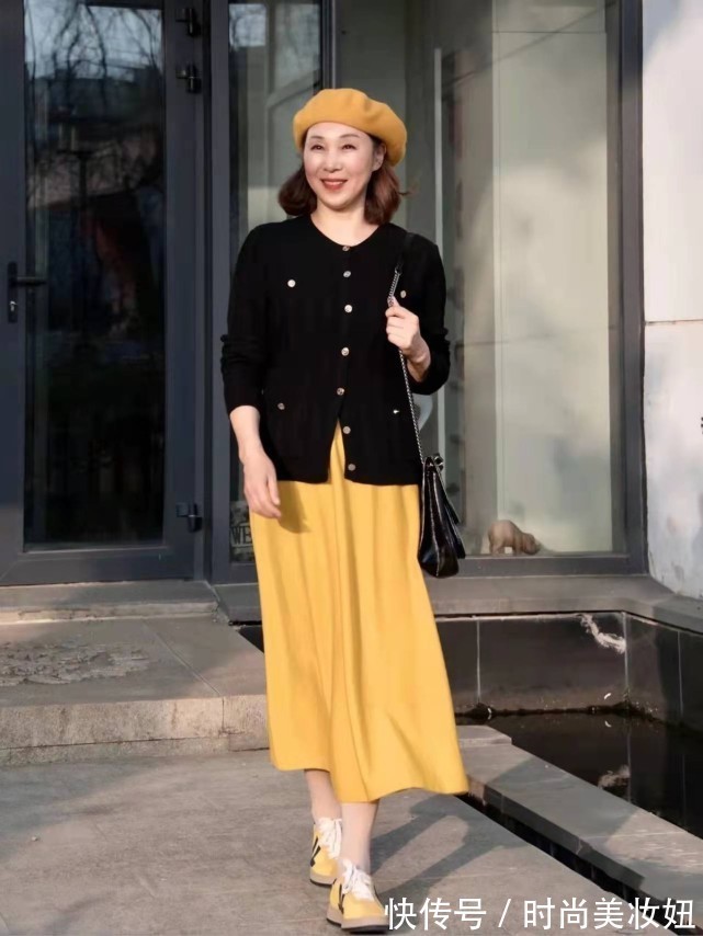 奶奶 这位65岁的奶奶太会穿了,每一套都优雅洋气,照着穿显气质