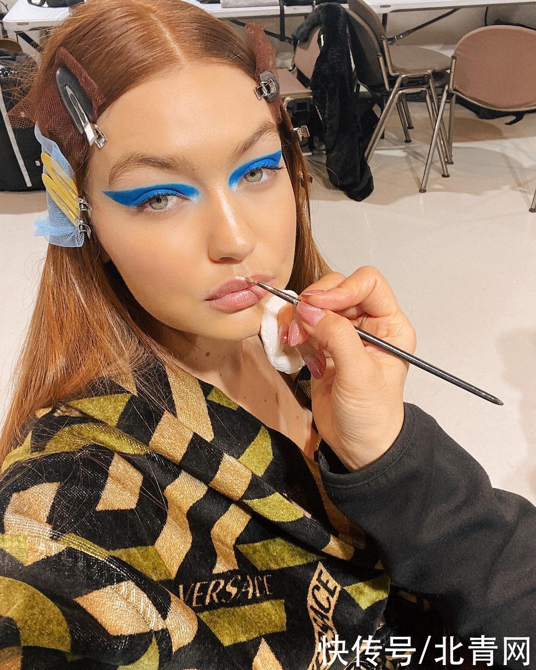 Hadid姐妹的红发证明红色是本季最火的发色