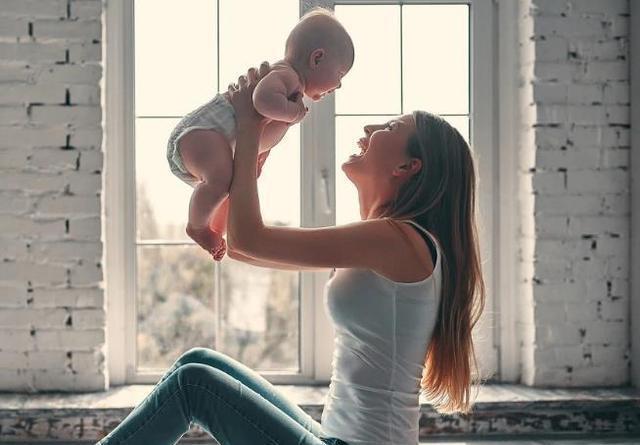 乳汁|母乳喂养,是单侧喂养好还是双侧喂养好?很多宝妈都搞错了!