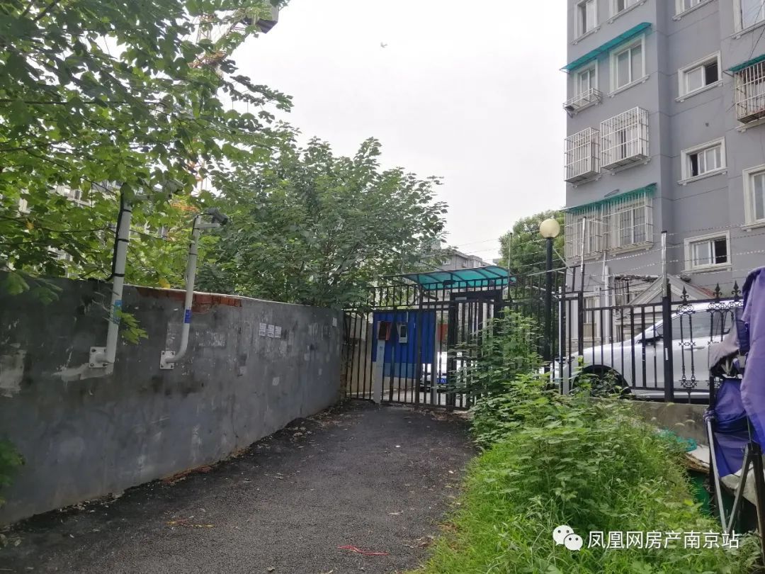 土地使用权|拿地21年，停工6年！江宁烂尾楼被接盘后仍难复活