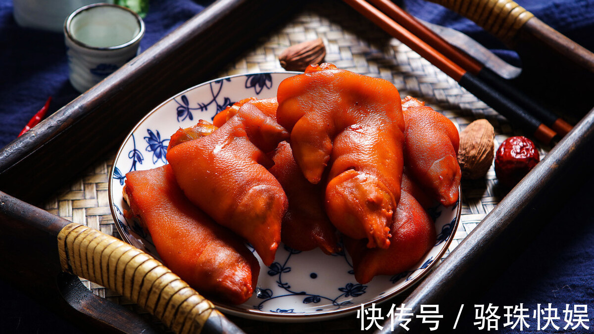 口感|猪蹄美味，牢记3个技巧，猪蹄又香又软烂，口感软糯更好吃