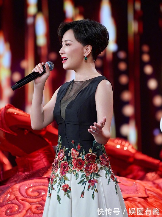 李雪健|央视国庆晚会收视破3：流量退潮，谢霆锋胡歌上热搜，李雪健感人