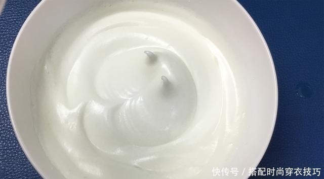 蛋黄|戚风蛋糕的详细做法和配比,像棉花一样柔软,入口即化真好吃