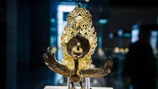  历史|快上车！比亚迪载你穿越历史，一睹《国家宝藏》的风采！