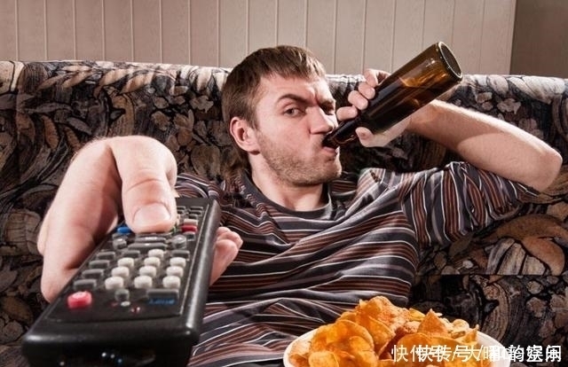 壽命短的男人，常有六個壞習(xí)慣，50歲以后，希望你通通改掉