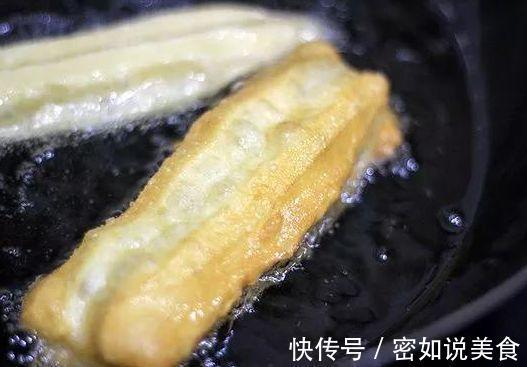 1碗面粉,1个鸡蛋,教你做家庭版空心小油条,跟着步骤做零失败