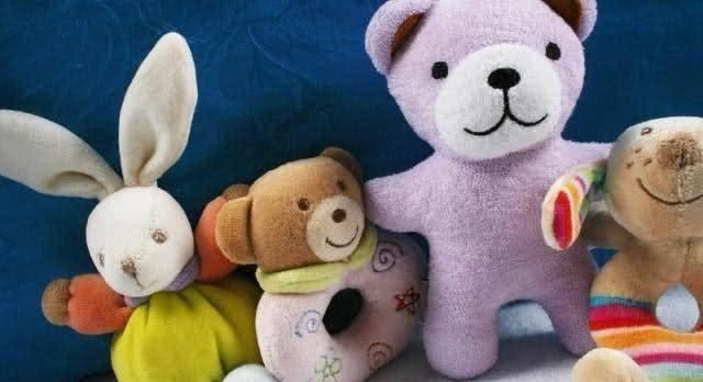 化学物质|这5种危险的玩具,妈妈有多远就扔多远,别等孩子出事了再后悔