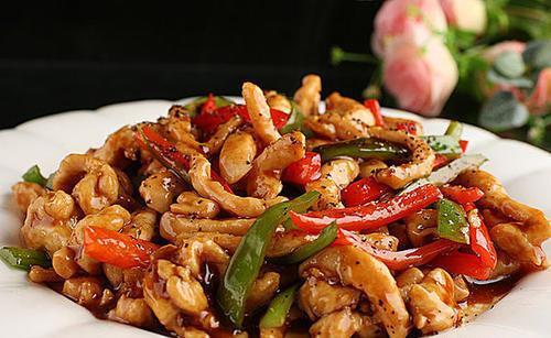 过节油腻吃多了,来个黑胡椒鸡柳、水煮豆腐皮、红烧杏鲍菇